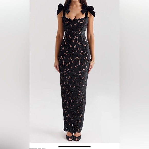 kylies label Dresses & Skirts - Kylie’s label Black Dress